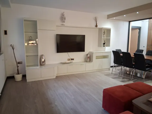 Vivienda con reforma a estreno. — 9