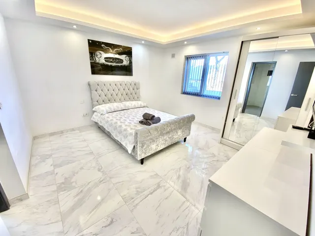 Chalet 6 habitaciones 286m² en venta - Centro — 18