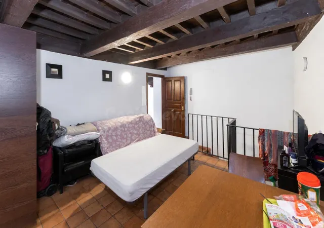 ✨ Oficina acondicionada como vivienda con encanto en pleno c - foto 3