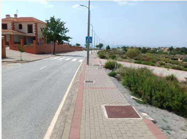 Exclusiva parcela en esquina con vistas panorámicas a Sierra - foto 3