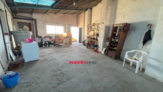 Piso, bar, local y cochera a la venta en Belmez — 16