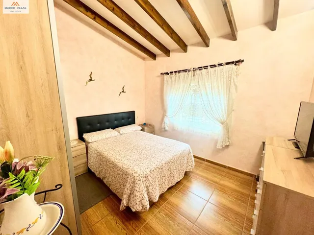 Villa con piscina-1285LM — 7