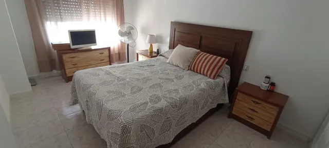 Piso en venta en Santa Rosa–Valdeolleros: comodidad, terraza y excelente ubicación — 7