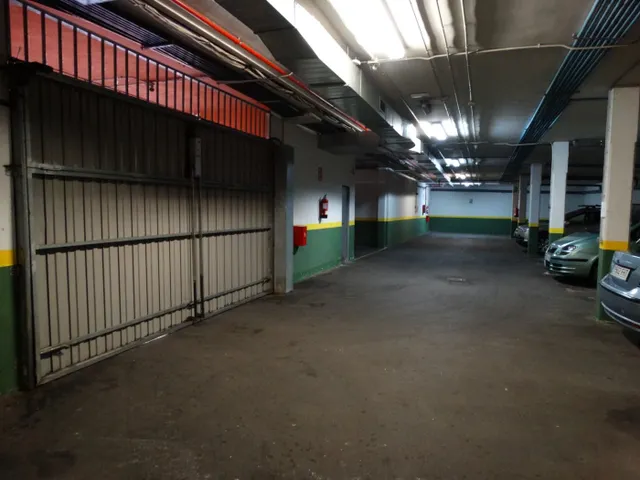 PLAZA DE GARAJE EN RIVAS PUEBLO. — 3