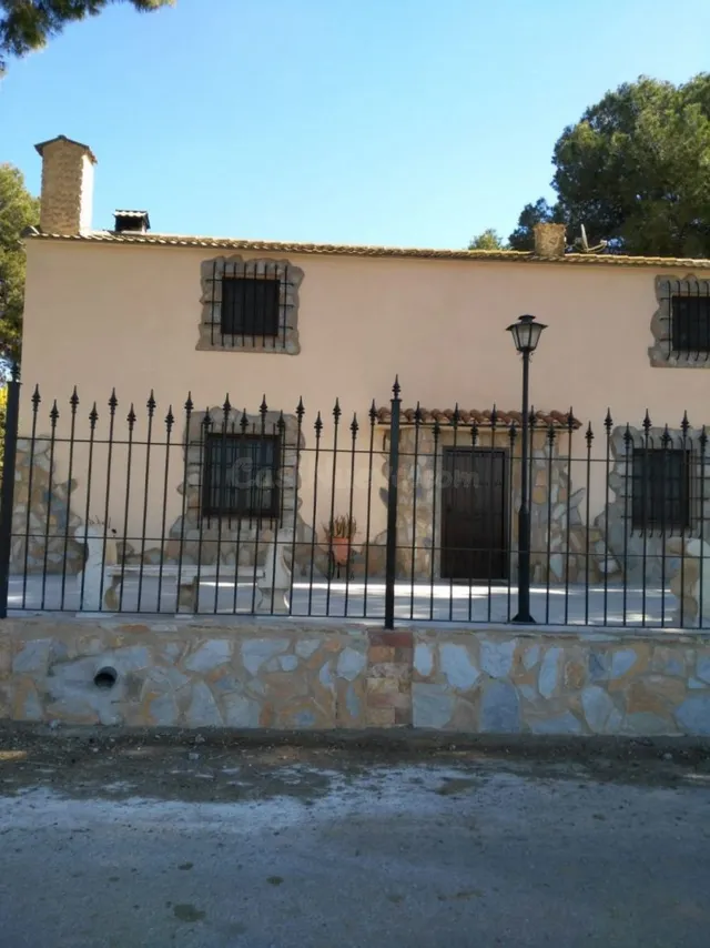 ESPECTACULAR CHALET EN PURIAS, LORCA - foto 3