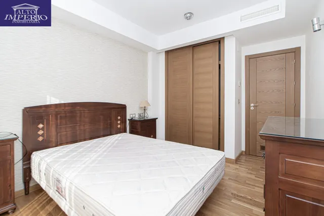 Ático a la venta en La Zubia ¡en rentabilidad! — 14
