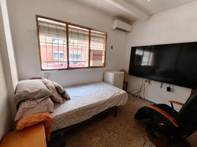 Piso en planta baja de 3 habitaciones con patio en Silla — 13