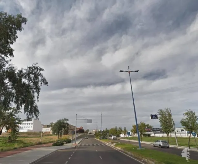Once parcelas de suelo urbano no consolidado — 8