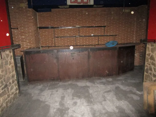 Urbis te ofrece un local comercial en zona Centro, Salamanca. — 3