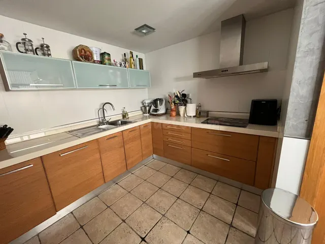 ÁTICO TOTALMENTE REFORMADO - foto 5