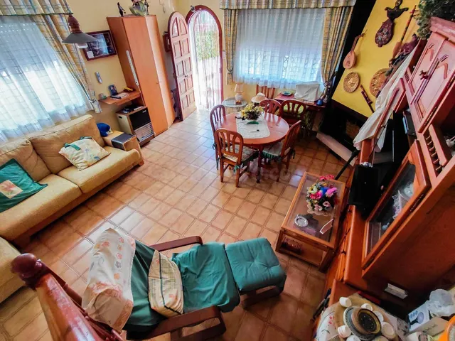 CUNIT CASA ESQUINERA EN VENTA MUY CERCA DEL MAR - foto 5
