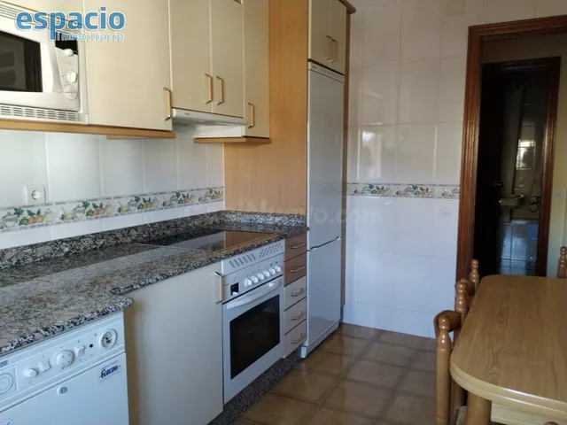 PISO A LA VENTA EN CAMPONARAYA - foto 3