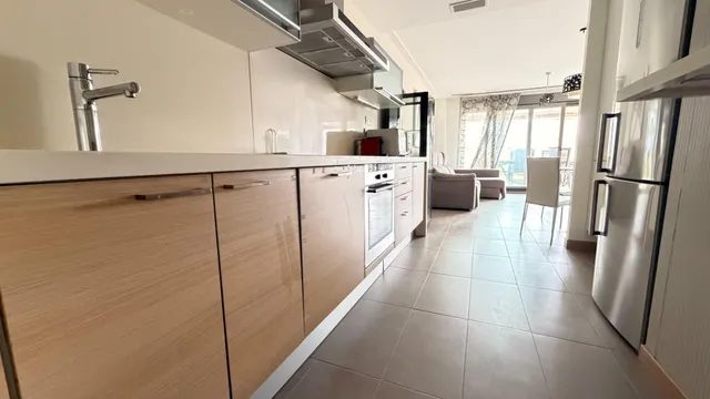 Espectacular Apartamento en Los Arenales del Sol con Vistas al Mar — 25