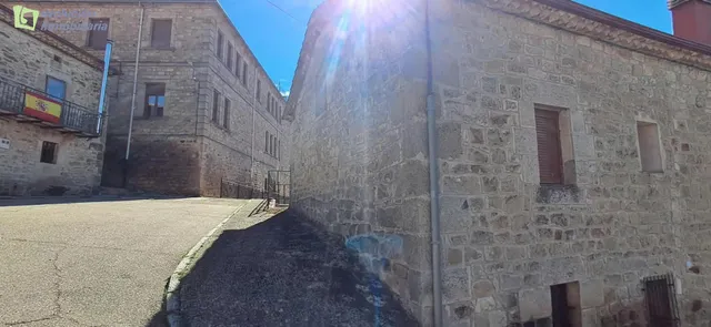 Casa rústica en venta en Regumiel de la Sierra (Burgos) — 27