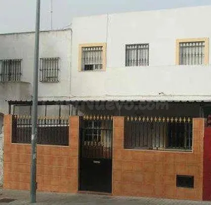 CASA EN VENTA EN ZONA SUR,SIN TOMA DE POSESIÓN