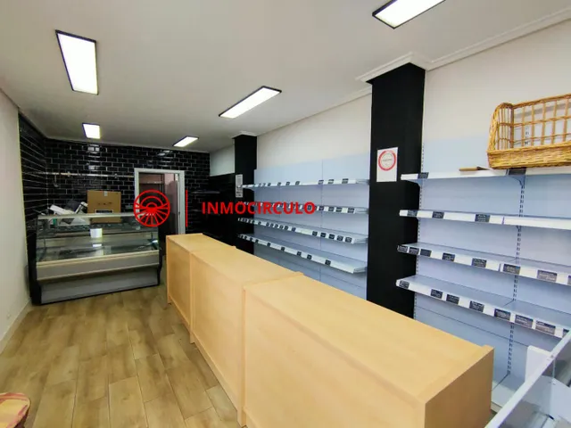 Oportunidad, Tienda de alimentación nueva. — 15