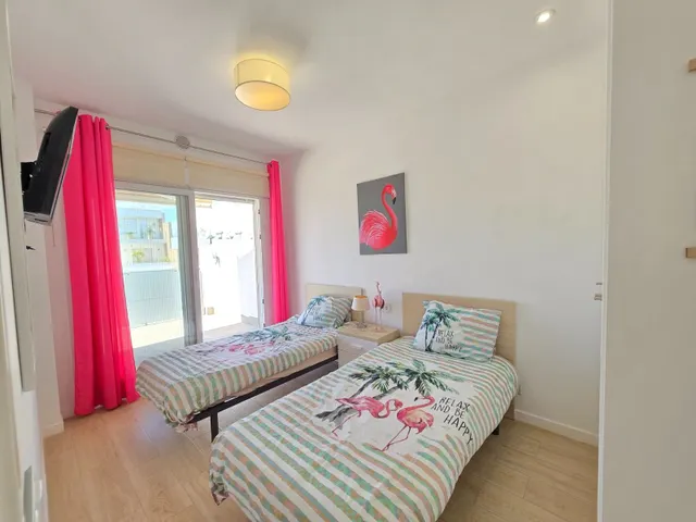 Villa 3 habitaciones 111m² en venta - Zona Pueblo — 23