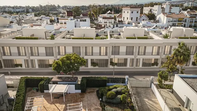 Adosado 3 habitaciones 406m² en venta - Marbella — 28