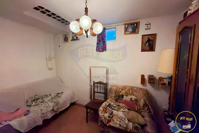 CASA INDEPENDIENTE EN VENTA EN ENGUIDANOS — 8