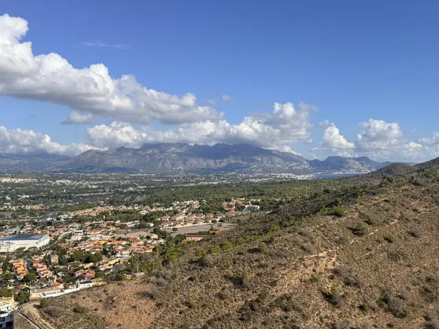 Precioso apartamento de 2 dormitorios, con vistas panorámicas, garaje y trastero www.inmobiliarialesdunes.com — 28