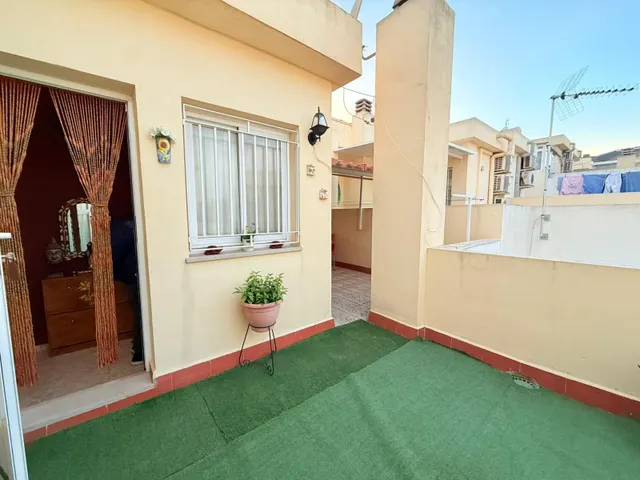 PRECIOSO DUPLEX EN LA VIÑA — 25