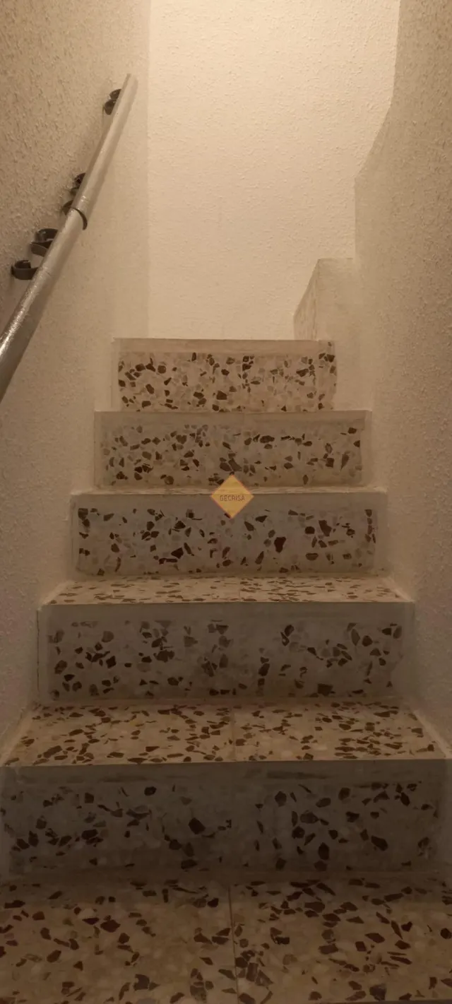 SE VENDE  CASA DE DOS ALTURAS + CASA-CUEVA REFORMADA. (EN ALBACETE) — 19