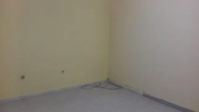 SE VENDE LOCAL, ZONA VIRXE DA CERCA, DE 400 M2 — 9