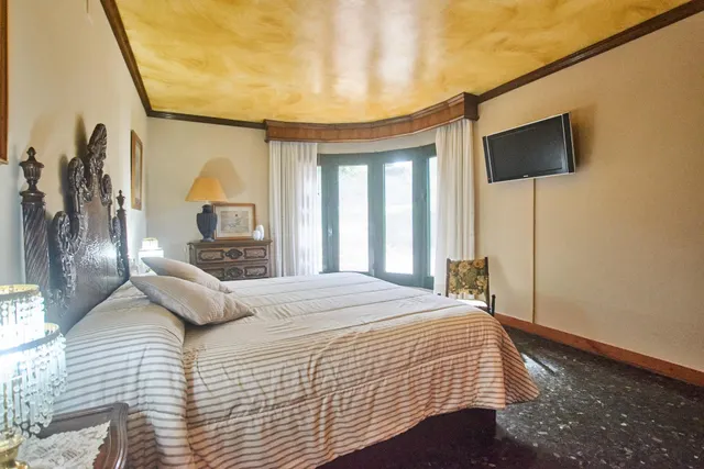EN VENTA CASA EN VILANOVA I LA GELTRÚ (ZONA L´ARAGAI) — 26