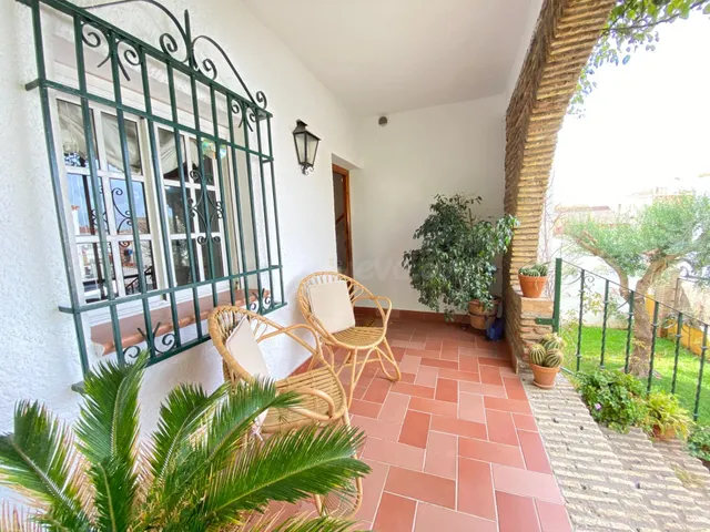Chalet independiente en zona Arco Norte - foto 4