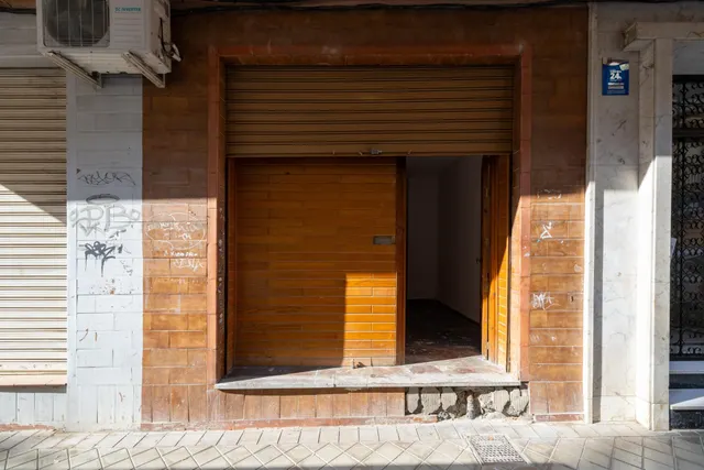 Local comercial junto a calle Alhamar. Ideal para oficina, d - foto 3