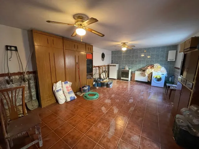 EXCELENTE CASA A 25 MINUTOS DE CÁCERES — 29