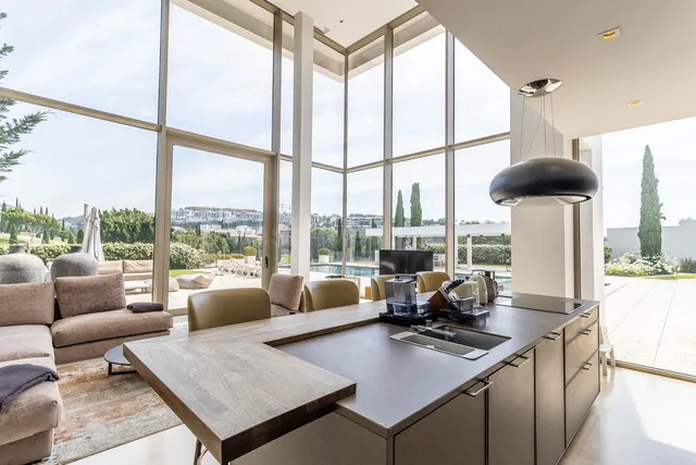 Chalet 6 habitaciones 1183m² en venta - Costa del Sol — 4