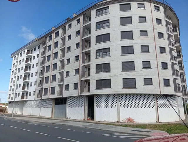 LOCAL EN VENTA EN MONFORTE - foto 5