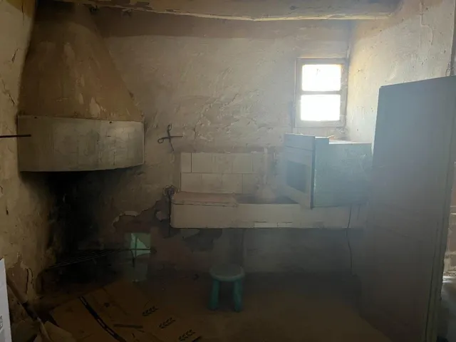 SOLAR EN VENTA CON CASAL DE PIEDRA EN LA SERRA BARONA — 12