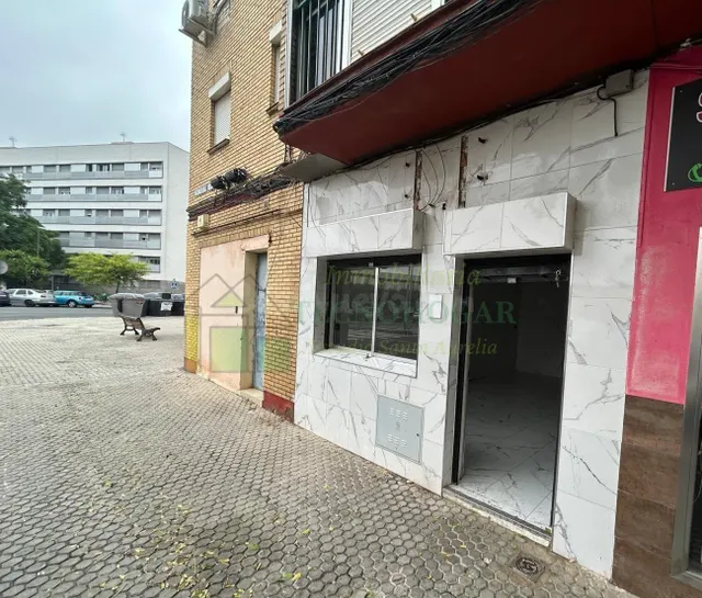 ¡Oportunidad en General Ollero! Local en excelente ubicación - foto 2
