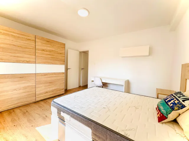 Habitación 4 habitaciones 101m² en alquiler - Alcampo — 21