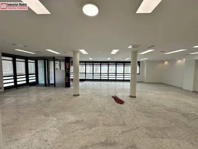 Magnífico Local en Alquiler en la Mejor Zona de Coslada - foto 4