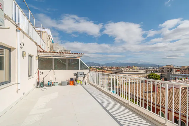 Ático de diseño en S'Escorxador, Palma.Vistas a la ciudad y Tramuntana. — 24