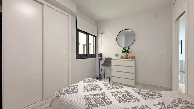 Apartamento 2 habitaciones 72m² en venta - PAU 8 — 12