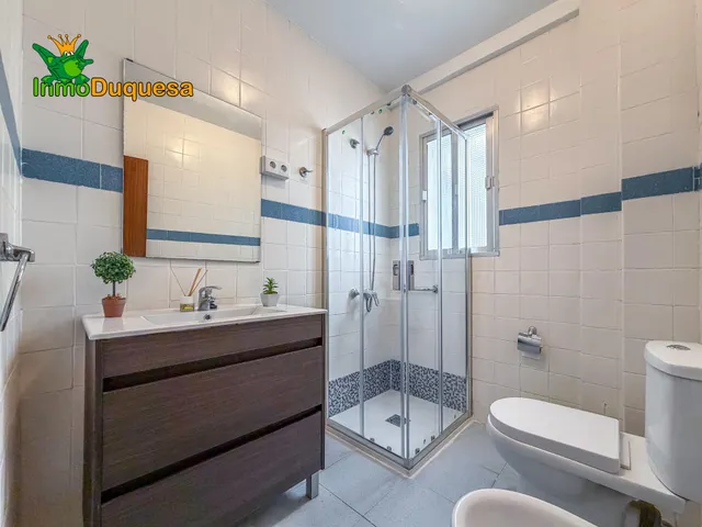 Piso de 3 Dorm. junto al parque Federico Garcia Lorca. — 24