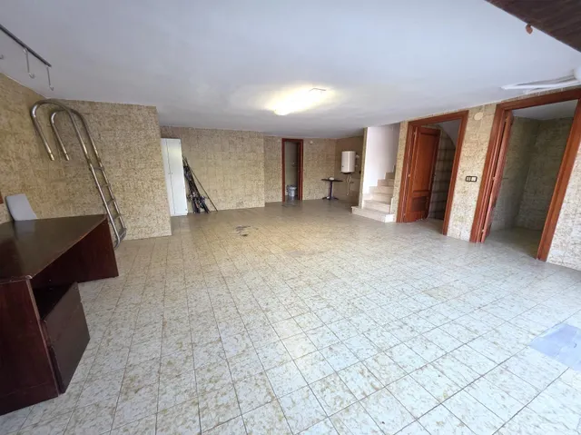 Villa en Gran Avenida de Benicàssim. Cerca del pueblo y de la playa del Voramar. 1700 m2 de parcela, — 40