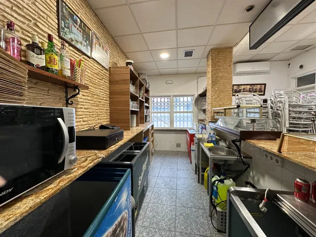 Oportunidad Única: Local Comercial Totalmente Acondicionado en San Pedro del Pinatar (Murcia) — 5
