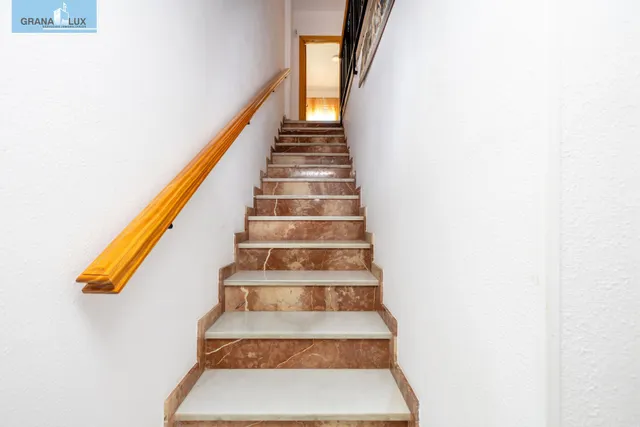 Amplia y preciosa casa lista para entrar a vivir!! — 11