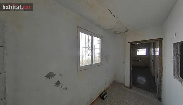 VIVIENDA RÚSTICA A REHABILITAR CON TERRENO — 6