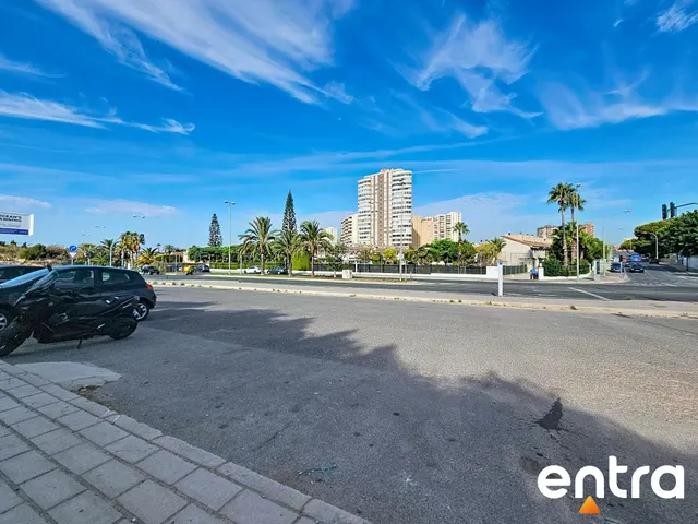 Bungalown a la venta en Avenida de la Costa Blanca. — 29