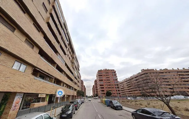 Se venden dos Locales OKUPADOS en Marcenado 46 Madrid, (Madrid). — 7