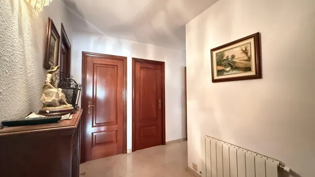 AMPLIO PISO CON TERRAZA — 11