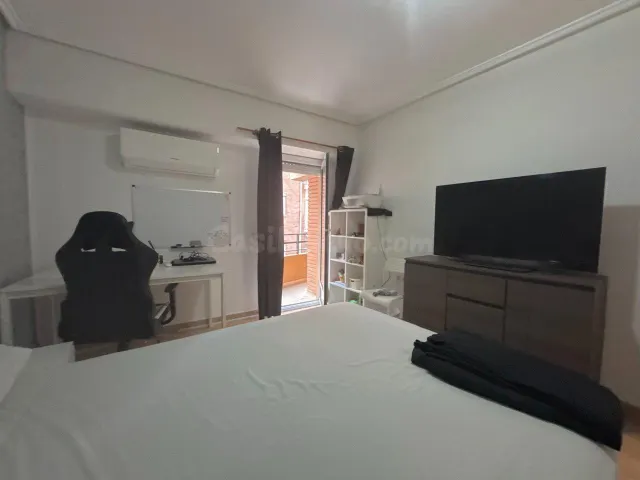 Piso 4 habitaciones 112m² en venta - Zona centro - foto 3