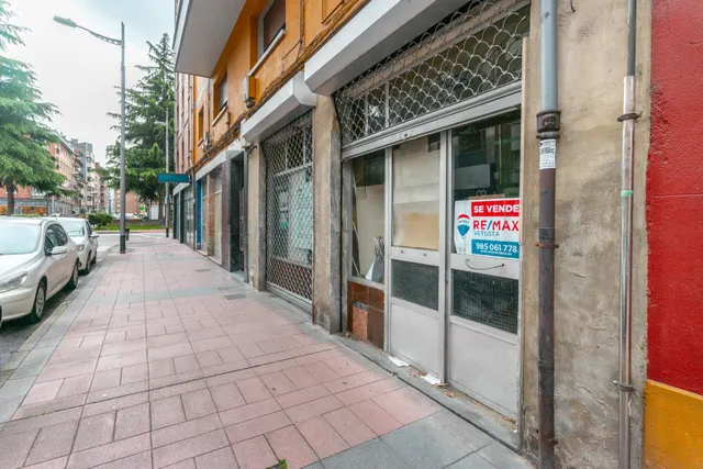 TU NEGOCIO EN EL CENTRO A UN PRECIO INMEJORABLE — 9