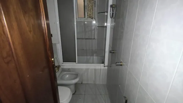 ¡Piso de 4 habitaciones con balcón y muchas posibilidades en Bellavista! — 13
